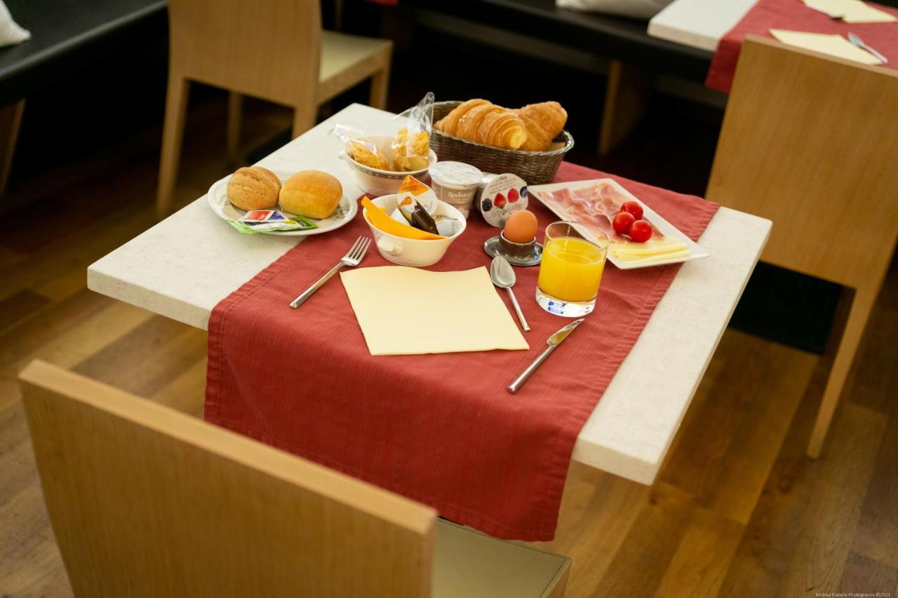 Boutique Exclusive B&B Trento Exteriör bild